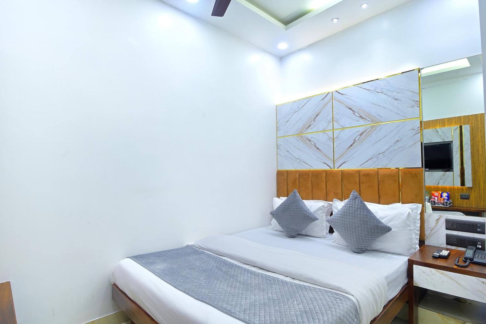 Hotel Nav Durga "2 Walking From New Delhi Railway Station" Exterior photo